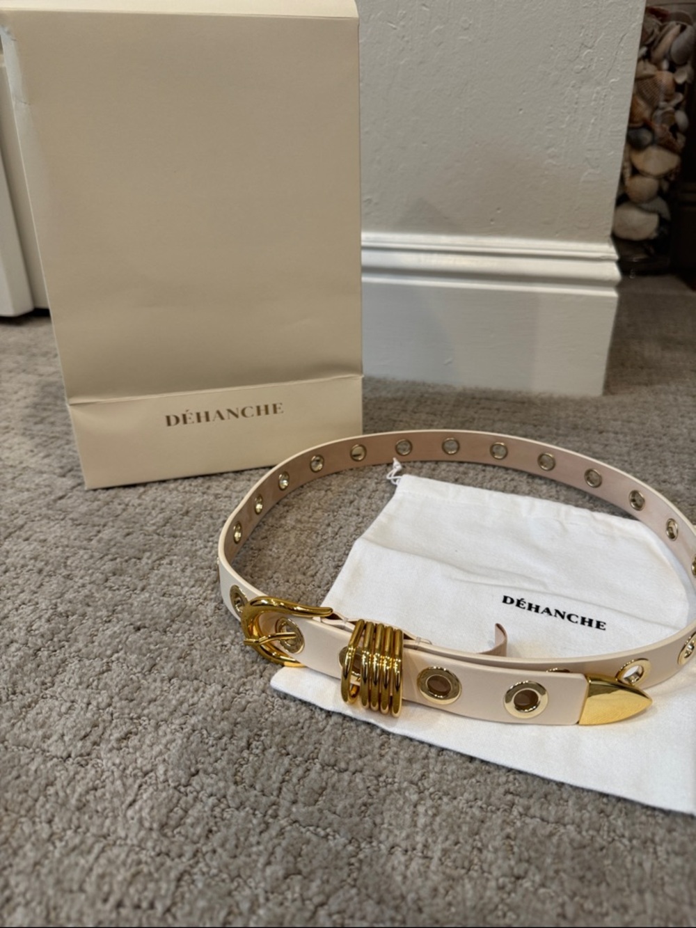 DÉHANCHE Cream Leather Belt with Gold Hardware